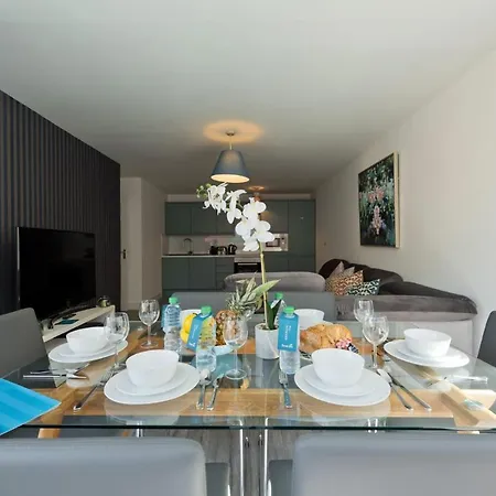 Apartment Sweet - Trinity Gate Dublin